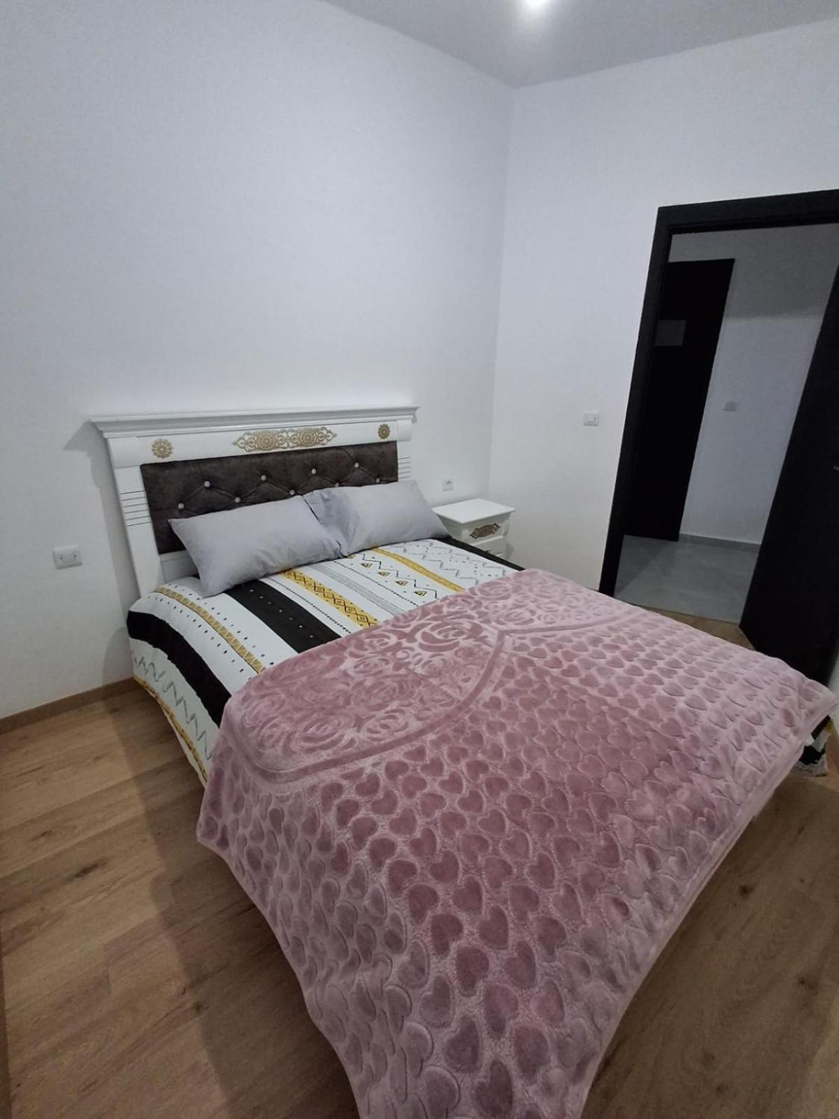 Well Equipped Balcony Wifi Apartment Tangier